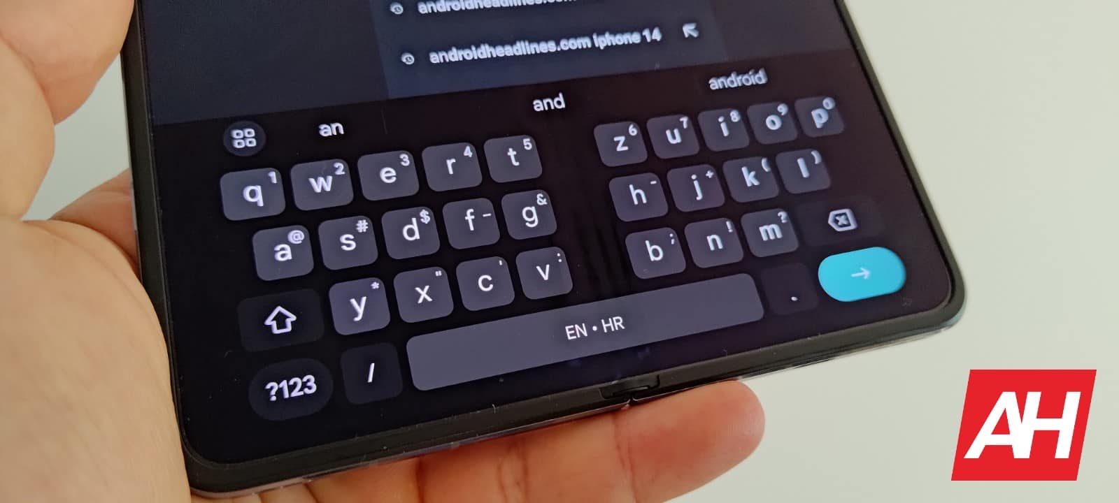 Le redimensionnement des polices de GBoard arrive - plus de pliments ...