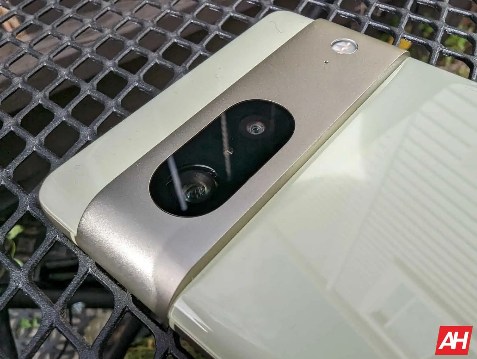 Google Pixel 7h00 AH 08 1