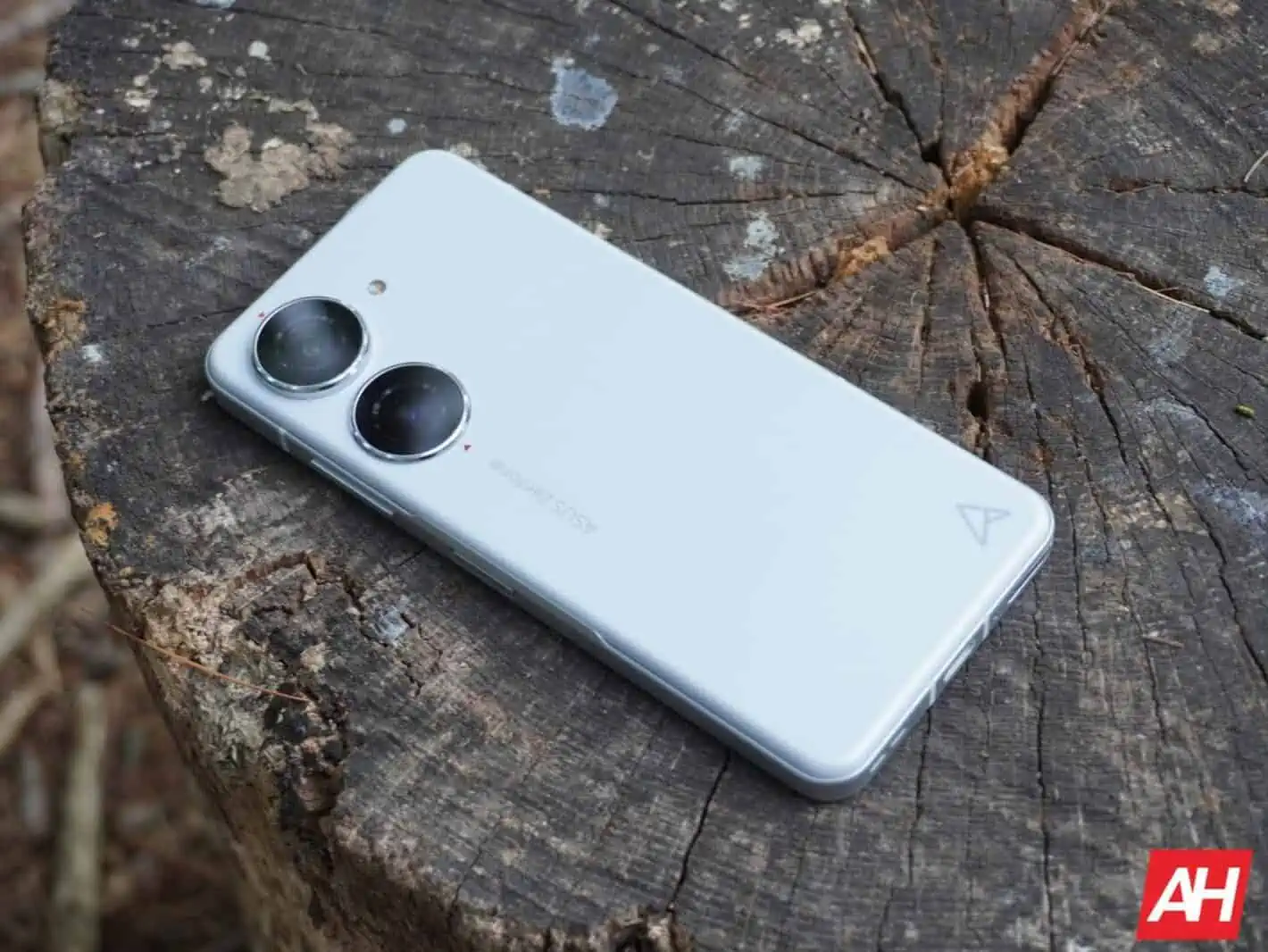 Test du ASUS Zenfone 10 AM AH19