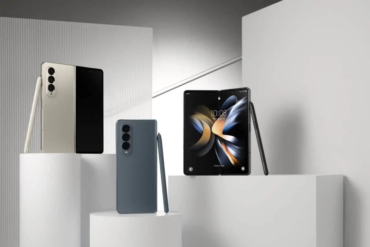 Samsung Galaxy Z Fold 4 49