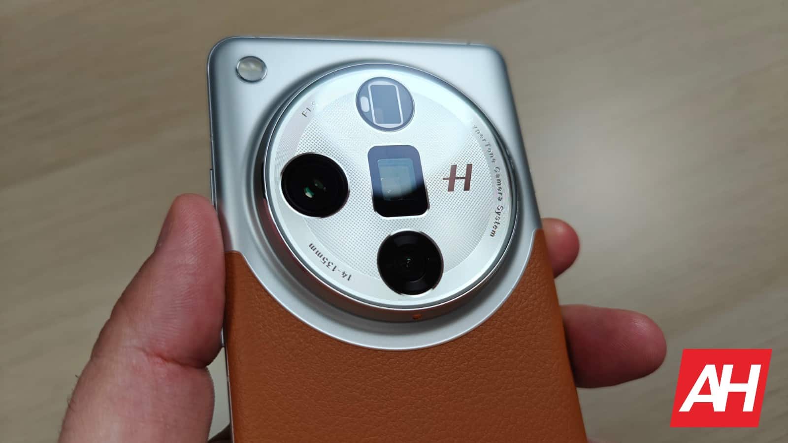 AH OPPO Trouver X7 Ultra image 6