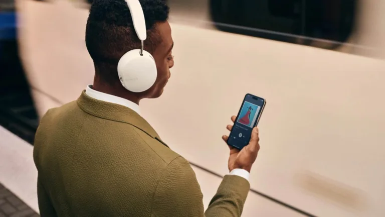 Les écouteurs Sonos Ace arrivent pour rivaliser avec les Apple AirPods Max