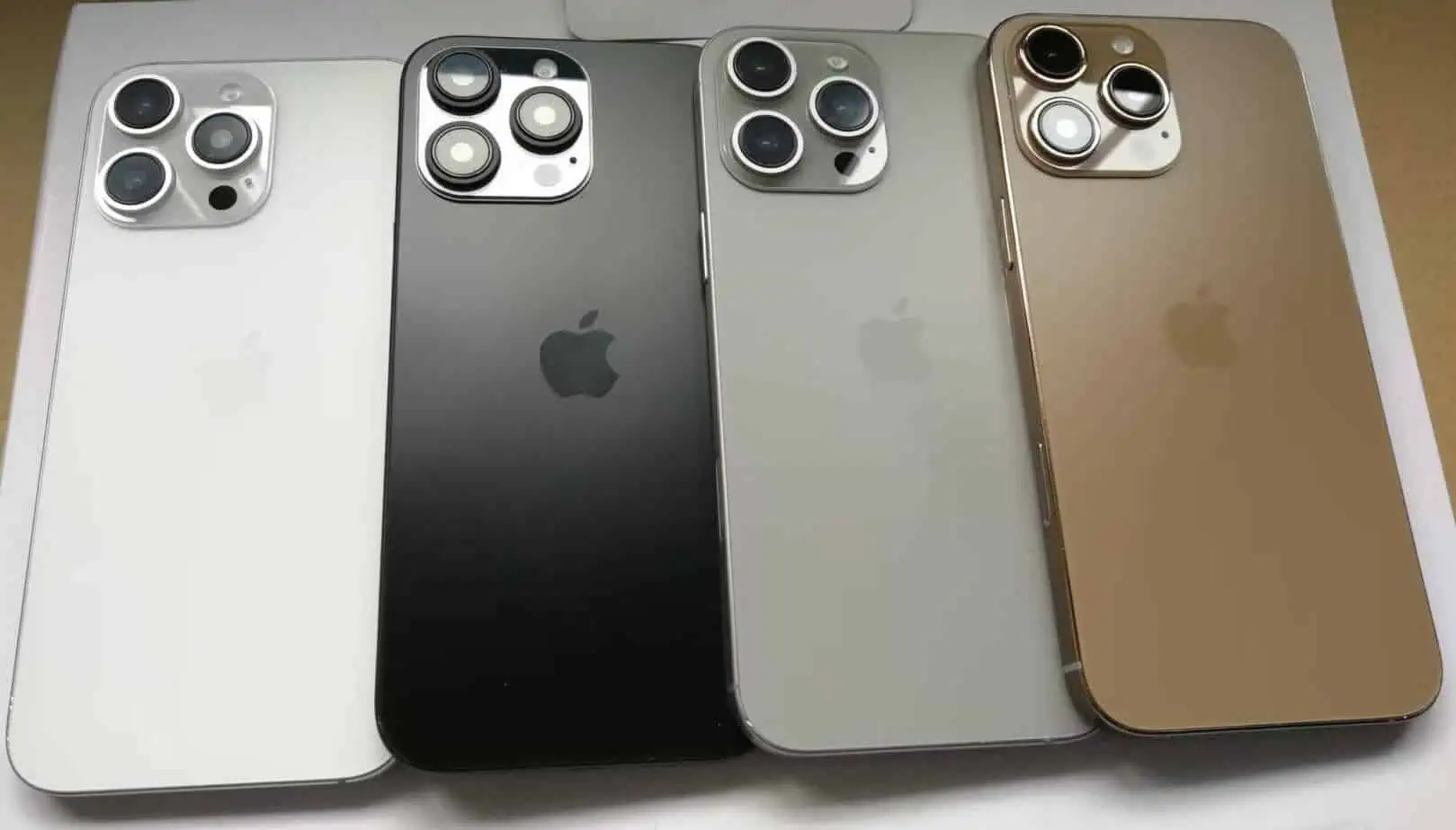 iPhone 16 Pro Teinte bronze