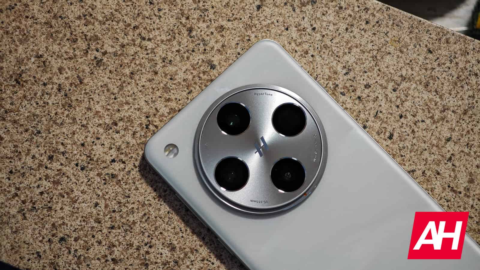 OPPO Trouver X8 Pro AM AH 17
