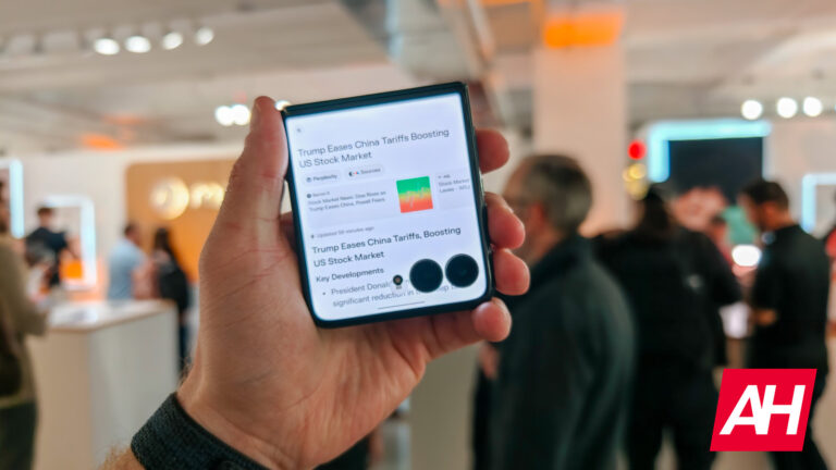 La série RAZR 2025 de Motorola est chargée de l'IA