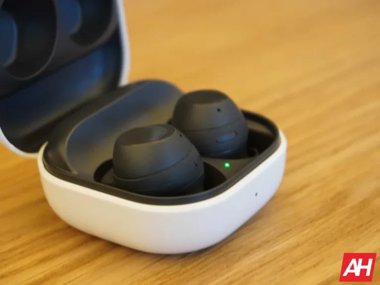 Le Core Galaxy Buds pourrait être le moment de chute de micro à budget de Samsung