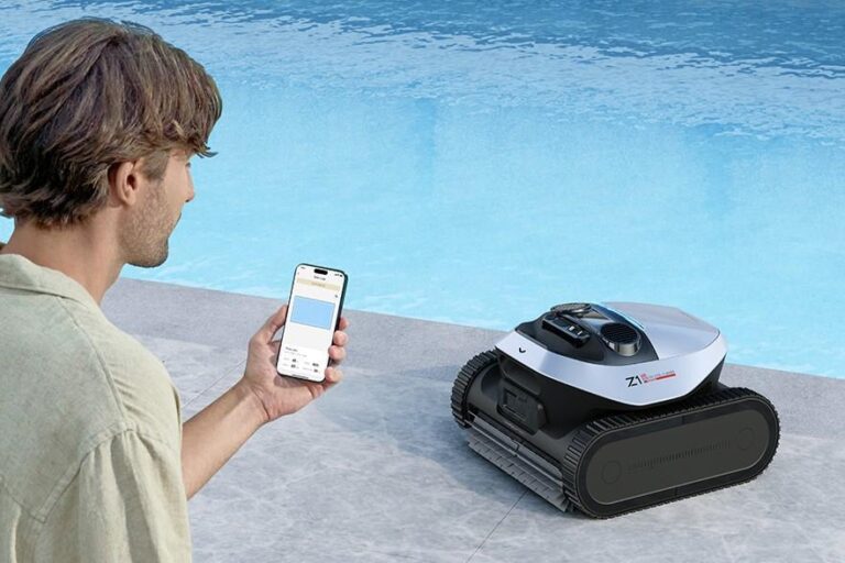 Le nettoyant de piscine sans fil avec un cerveau