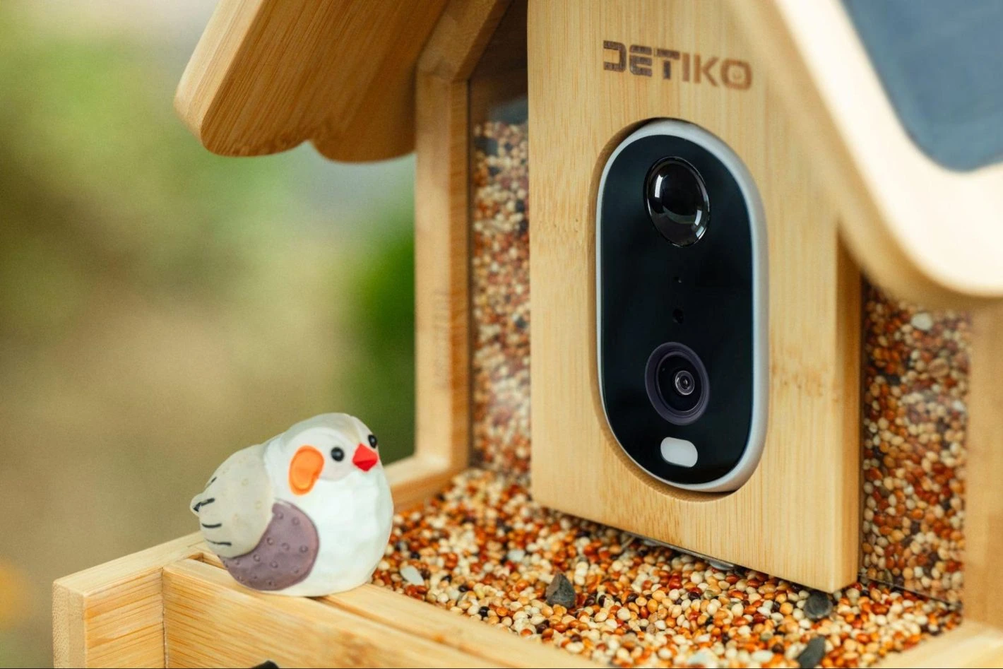 Série de mangeoires intelligentes pour oiseaux DETIKO (2)