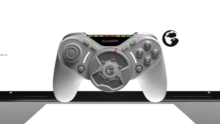 Swift Drive de GameSir met un volant sur une manette de jeu