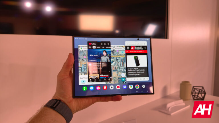 Le Galaxy Z TriFold de Samsung arrive demain dans les magasins américains