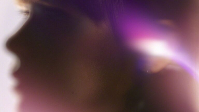 Le mystérieux teaser de lancement de Sony serait destiné aux écouteurs LinkBuds Clip