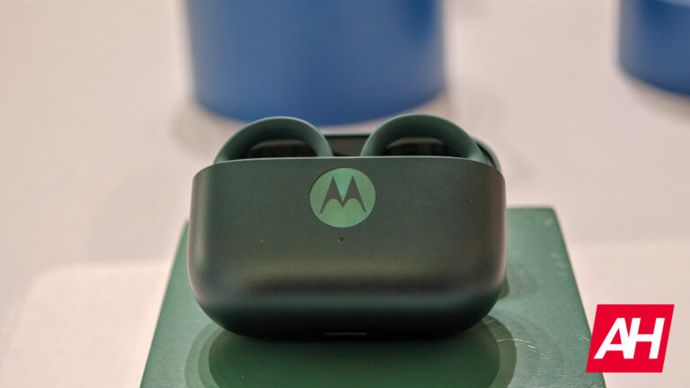 La conception des Moto Buds 2 Plus fuit, confirmant le son de Bose