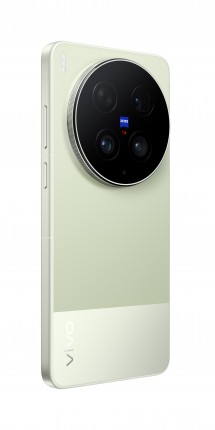 Le vivo X300 Ultra en vert