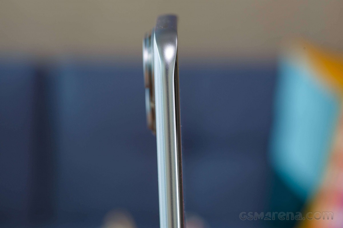 Tecno Pova Curve 2 pratique