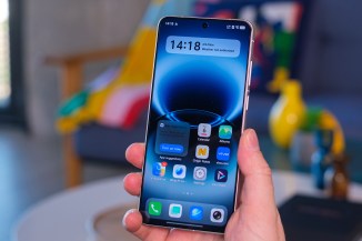 Global (en rouge) vs Chinois (en bleu), il y a des différences