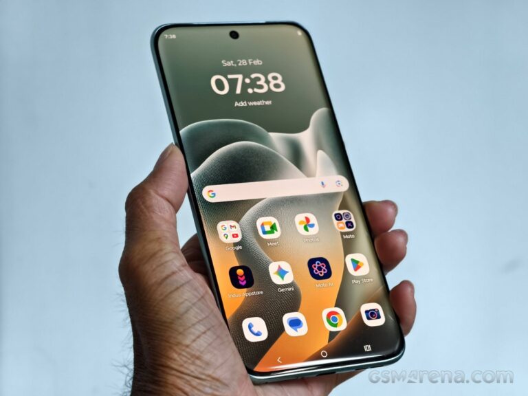 Fuite des couleurs des Motorola Edge 70 Pro et Razr 70 Ultra