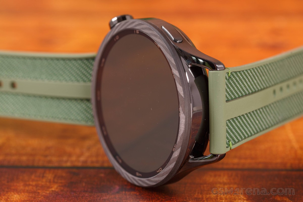 Xiaomi Watch S5 en cours d'examen