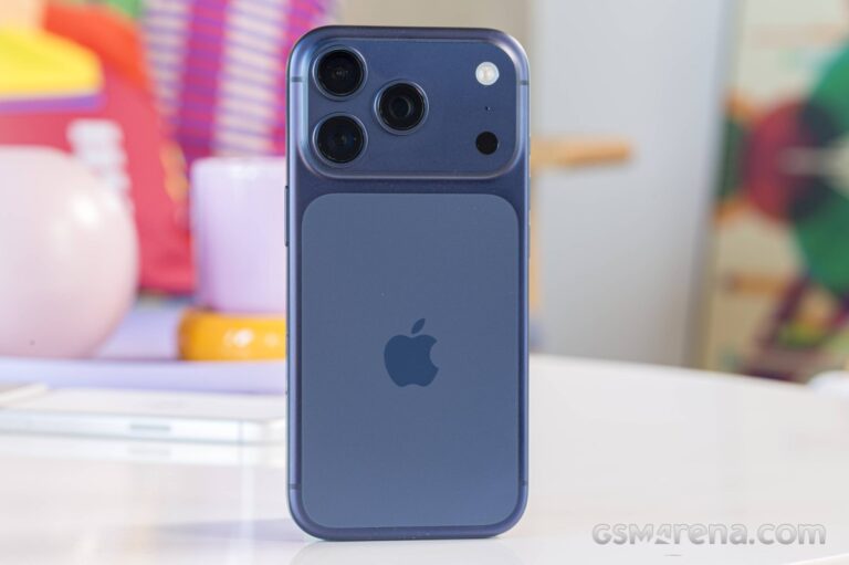 Le design de l&rsquo;iPhone du 20e anniversaire, selon la rumeur, sera appliqué aux deux modèles Pro