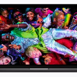 Les panneaux OLED du MacBook Pro sont prêts à entrer en production de masse le mois prochain, selon un nouveau rapport