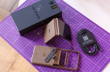Déballage du Motorola Razr 70 Ultra - Test du Motorola Razr 70 Ultra/Razr Ultra 2026