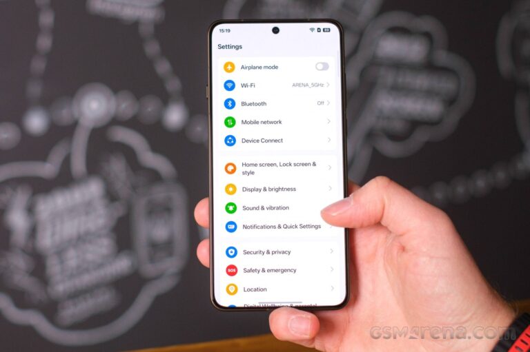 Le responsable du design de ColorOS déclare que la prochaine itération ne copiera pas le Liquid Glass d&rsquo;Apple