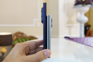 Le Z Fold8 mesure 9,7 mm d'épaisseur, le Z Fold8 Ultra est plus fin à 8,9 mm