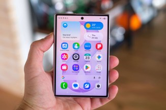 Le Galaxy Z Fold8 est assez compact