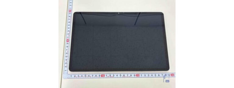 Le Samsung Galaxy Tab S12+ apparaît dans une image en direct