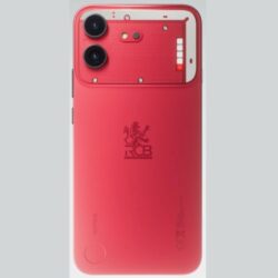 Le design de l&rsquo;édition RCB de Nothing Phone (4b) officiellement révélé