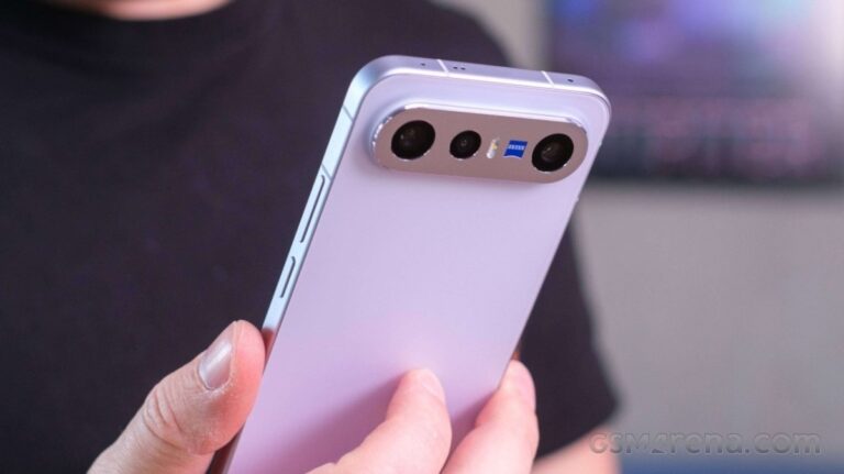 Surface des spécifications clés du vivo X300e, attendu avec un SoC SD8 Gen 5 et une énorme batterie
