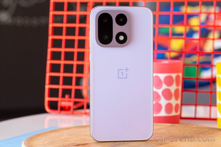 Une nouvelle fuite indique le lancement en octobre du OnePlus 16