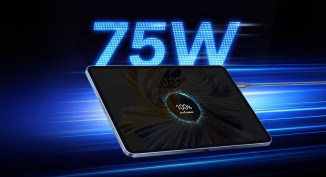 L'Astra 2 fonctionne avec une batterie de 8 300 mAh et dispose de deux ports USB-C – un avec une charge de 75 W, un avec 40 W.