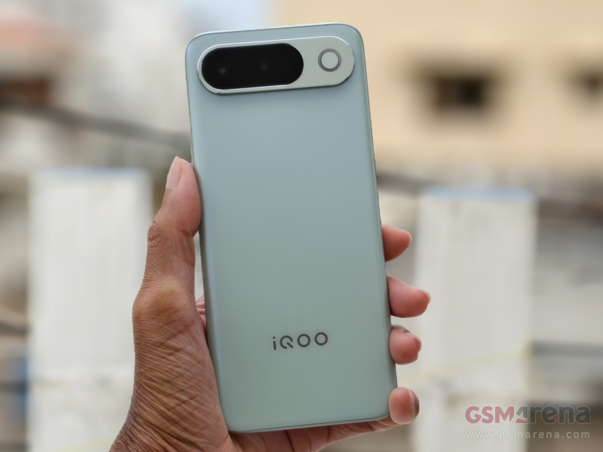 Modèle iQOO Z11 Aurora Green