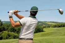 La série GT 7 ajoute des fonctionnalités étendues de suivi sportif pour le cyclisme, le ski et le golf