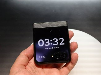 Le Razr 70 en cristaux
