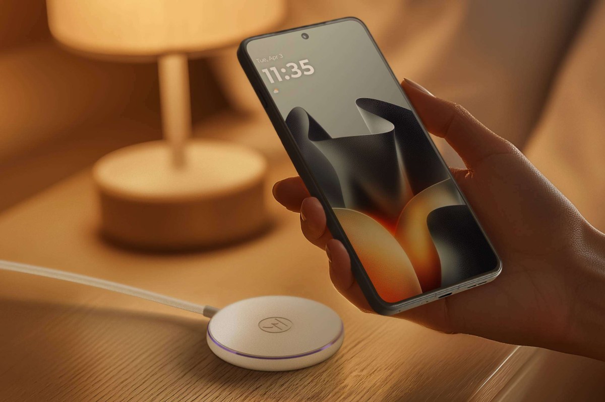 Motorola dévoile Edge 70 Plus, Watch Ultra et Swarovski Razr 70 à l'IFA 2026