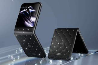 Motorola Razr 70 avec cristaux de Swarovski