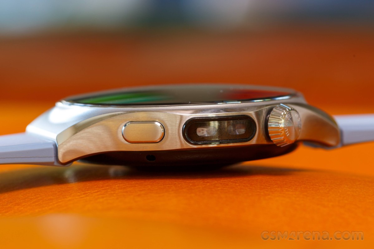 Huawei Watch 6 46 mm pour examen