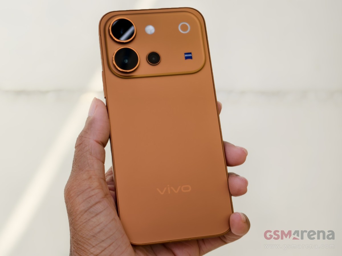 Échantillons pratiques et d'appareils photo du vivo V80 de Bangkok, Thaïlande