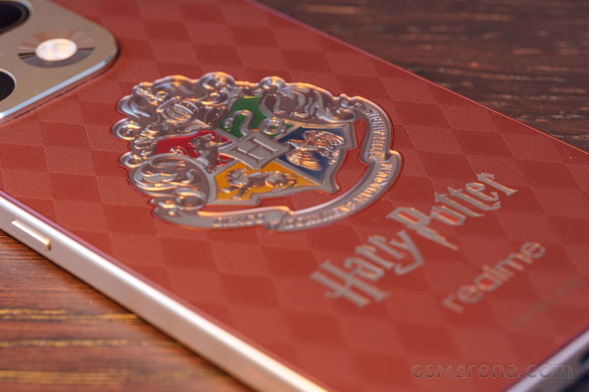 Déballage et mise en pratique du Realme 16 Pro Harry Potter Edition
