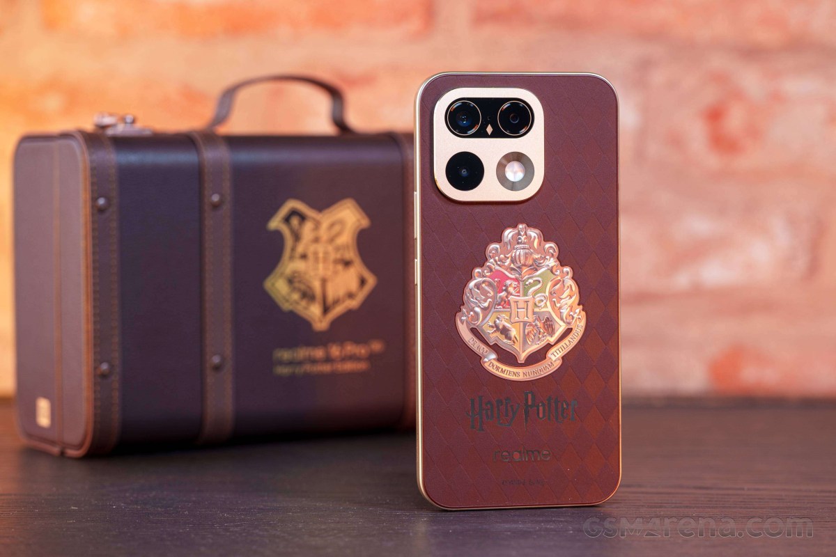 Déballage et mise en pratique du Realme 16 Pro Harry Potter Edition