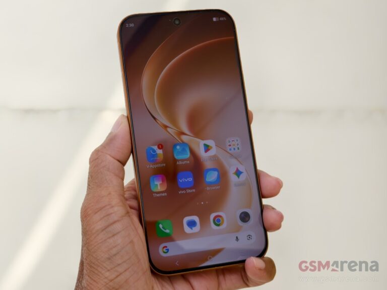 Échantillons pratiques et d&rsquo;appareils photo du vivo V80 de Bangkok, Thaïlande