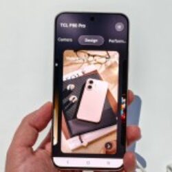 Nous nous familiarisons avec l&rsquo;écran NxtPaper basé sur OLED du TCL P80 Pro, le TCL P80 est également géré