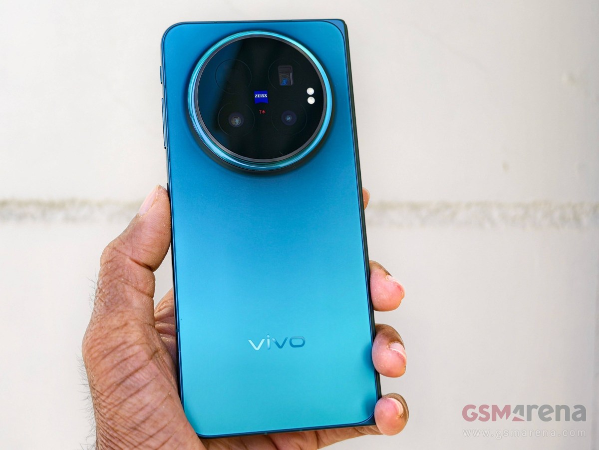 vivo X Fold6 Nebula Teal pratique