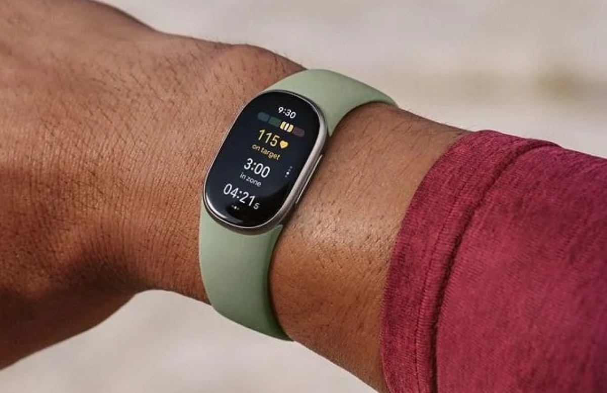 Le nouveau tracker de fitness Fitbit Edge de Google offre un écran et jusqu'à 7 jours d'utilisation