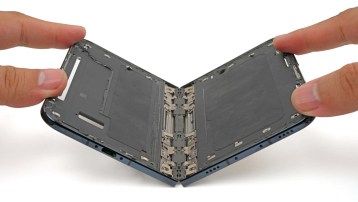 Charnière iPhone Duo (source : iFixit)