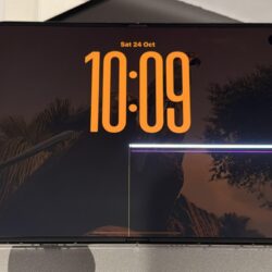 Les premiers acheteurs d&rsquo;iPhone Duo signalent des dommages à l&rsquo;écran interne causés par un défaut potentiel de charnière